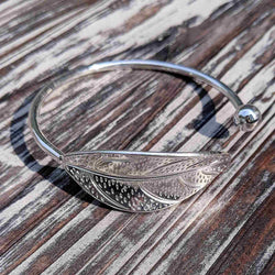 Leaf Cuff Bracelet – Adjustable Silver Tone Jewelry - Nymph Ki