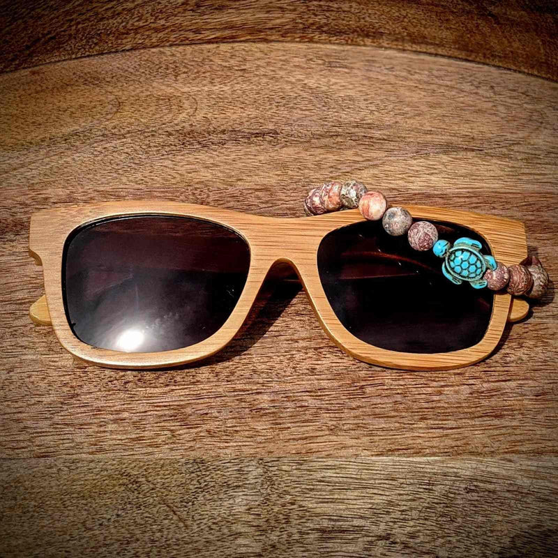 Polarized Bamboo Sunglasses and Turtle Bracelet Gift Set - Nymph Ki