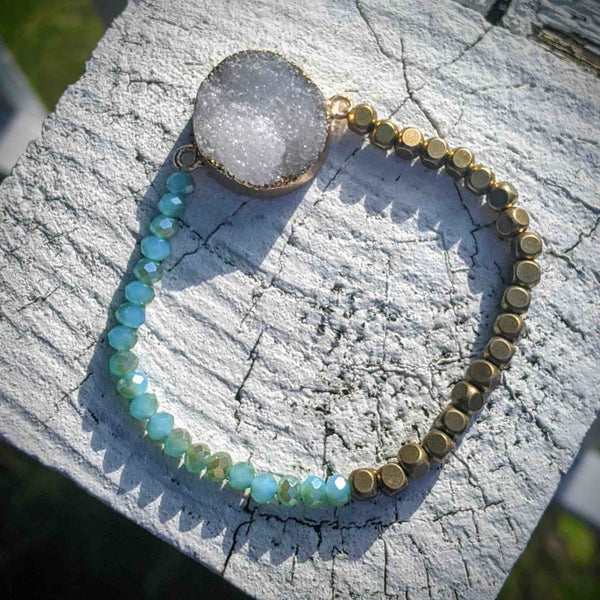 Quartz Crystal Cluster Bracelet – Blue & Gold Summer Vibes - Nymph Ki