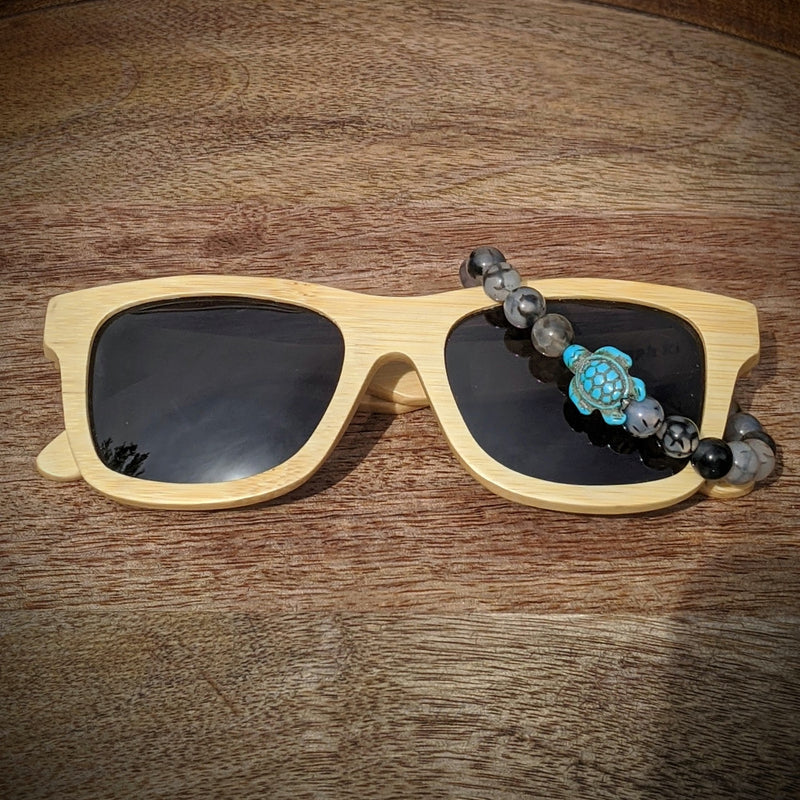 Polarized Bamboo Sunglasses and Turtle Bracelet Bundle