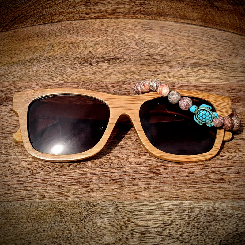 Polarized Bamboo Sunglasses and Turtle Bracelet Bundle